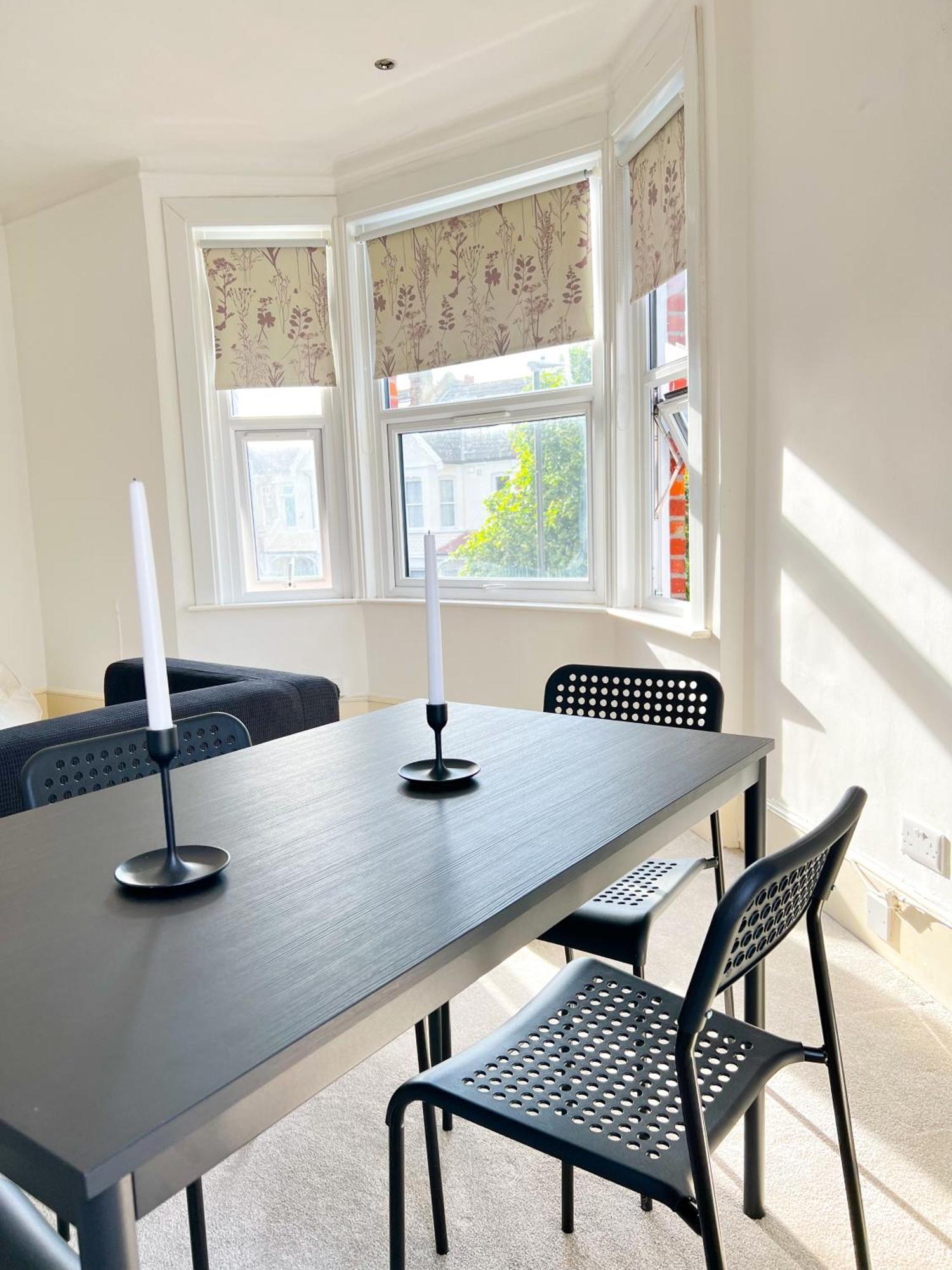 Welcome 2 Bedrooms Flat In Wimbledon London Eksteriør bilde